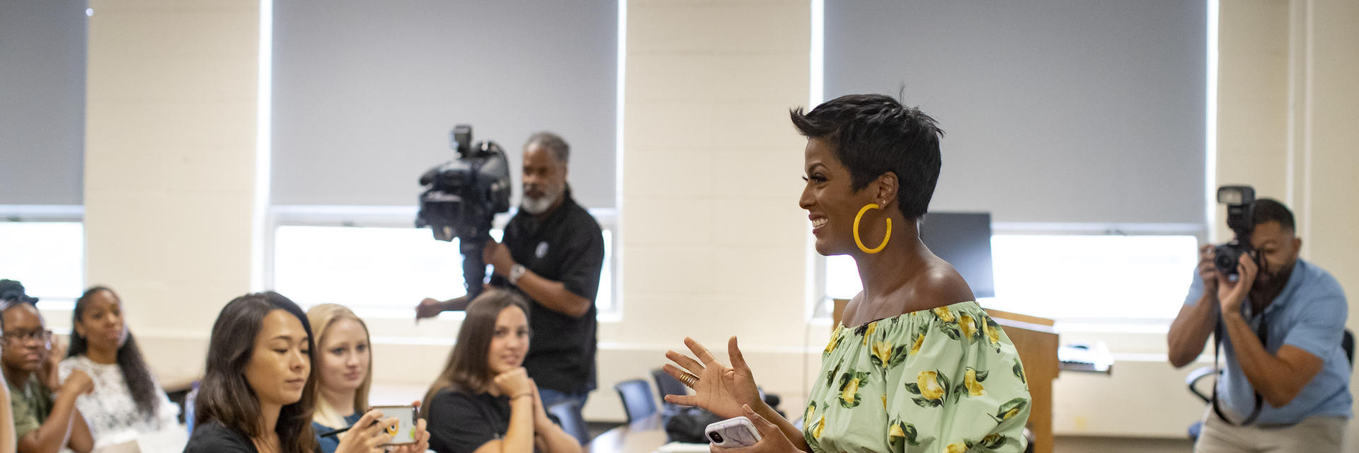 Tamron Hall speaks to Klein students.