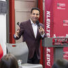 ESPN anchor and Temple alumni Kevin Negandhi.